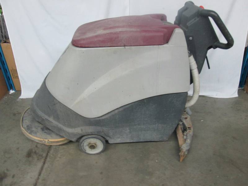 lot 7 image: MinuteMan 200x Floor Scrubber