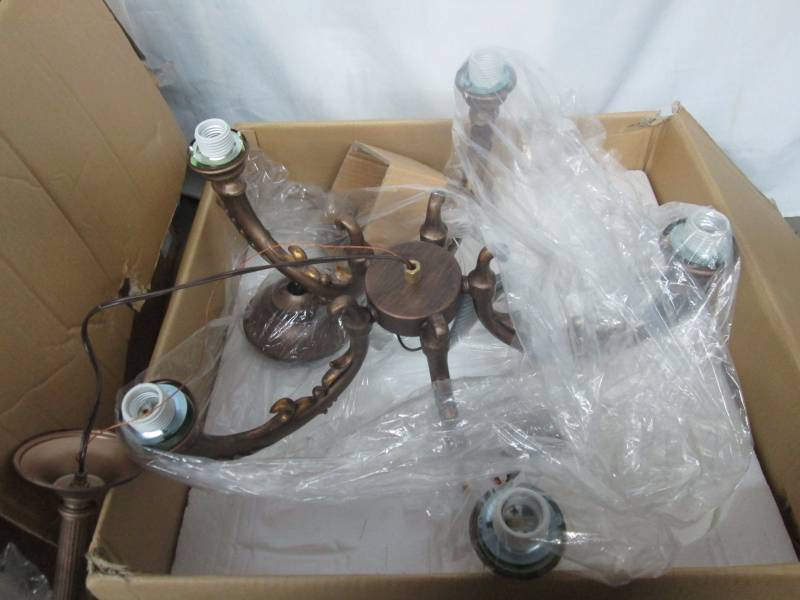 lot 13 image: 2 Hanging Chandeliers