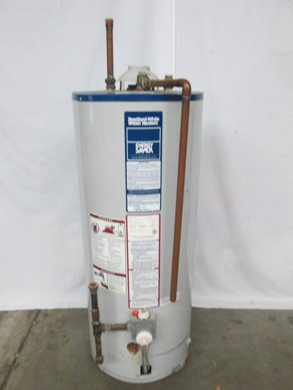 lot 21 image: Hot Water Heater