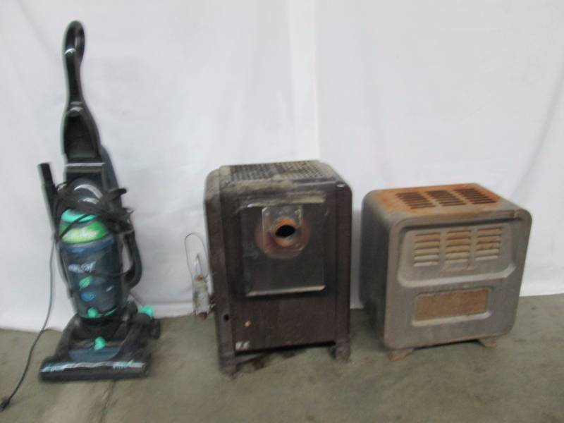lot 37 image: Vacuum and Gas Heaters