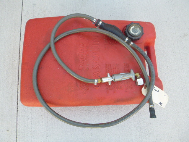 lot 8 image: Chilton Marine Gas Tank