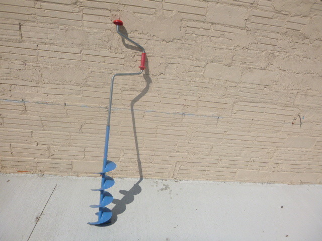 lot 23 image: Mora Ice Auger