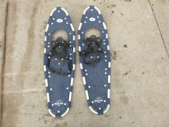 lot 54 image: Snow Trail Snow Shoes
