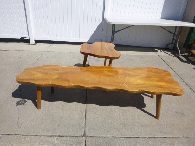 lot 90 image: Coffee Table with End Table