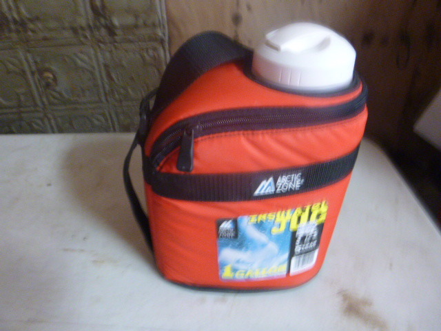 lot 107 image: Arctic Zone Insulated Jug