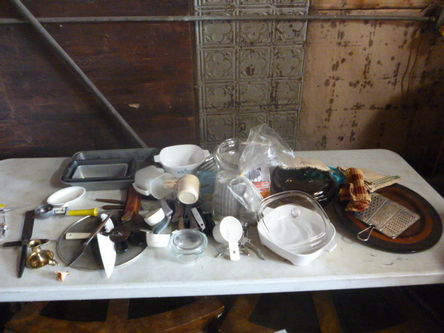 lot 120 image: Miscellaneous Kitchen Items