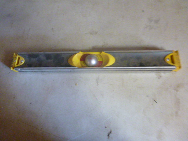 lot 121 image: CH Hanson Angle Pitch Level