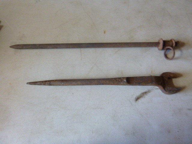 lot 131 image: Oil Field Tools