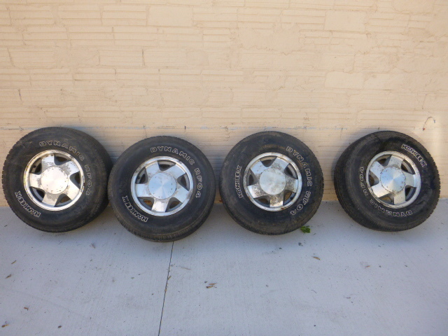 lot 135 image: 4 Hankook Dynamic RF04 Tires