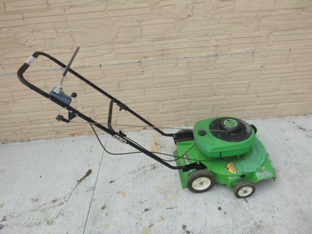 lot 184 image: Lawn Boy Push Lawn Mower