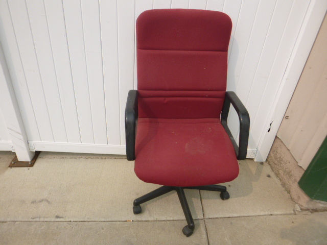 lot 197 image: Office Chair