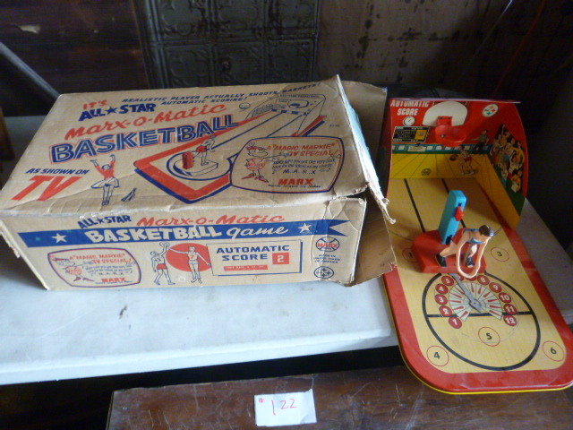 lot 199 image: Marx-O-Matic All Star Basketball Game