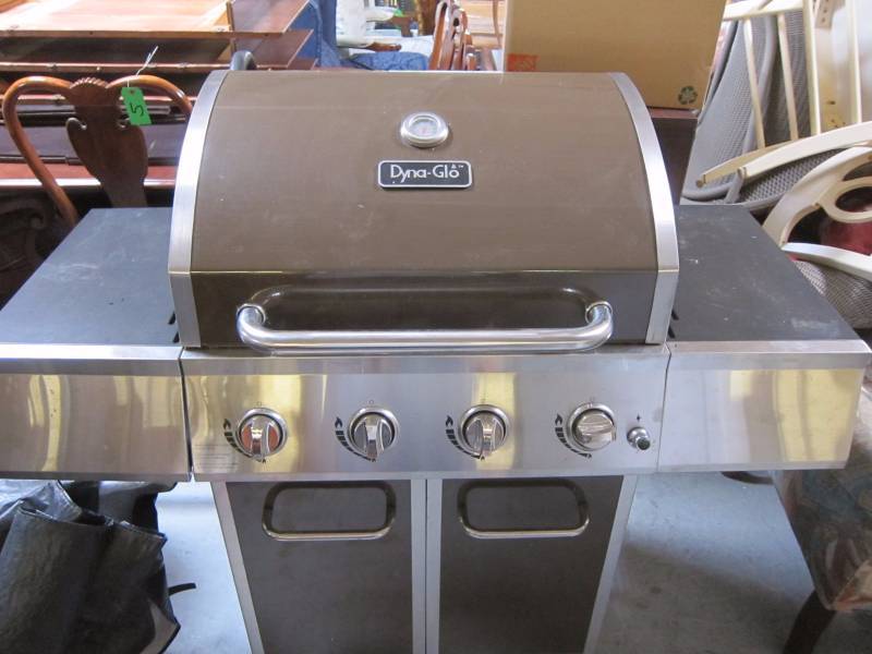 lot 25 image: Propane Grill