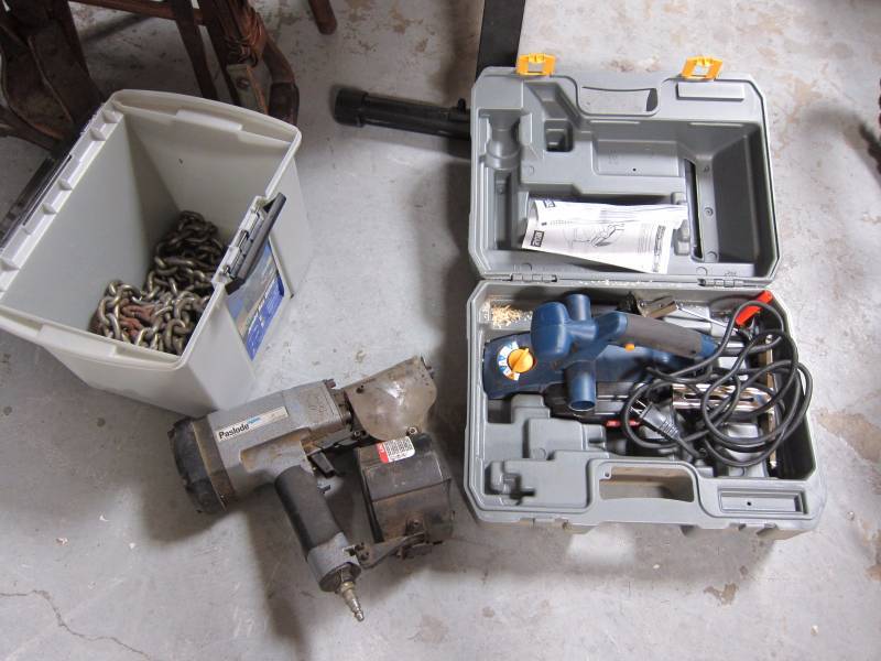 lot 30 image: Tools