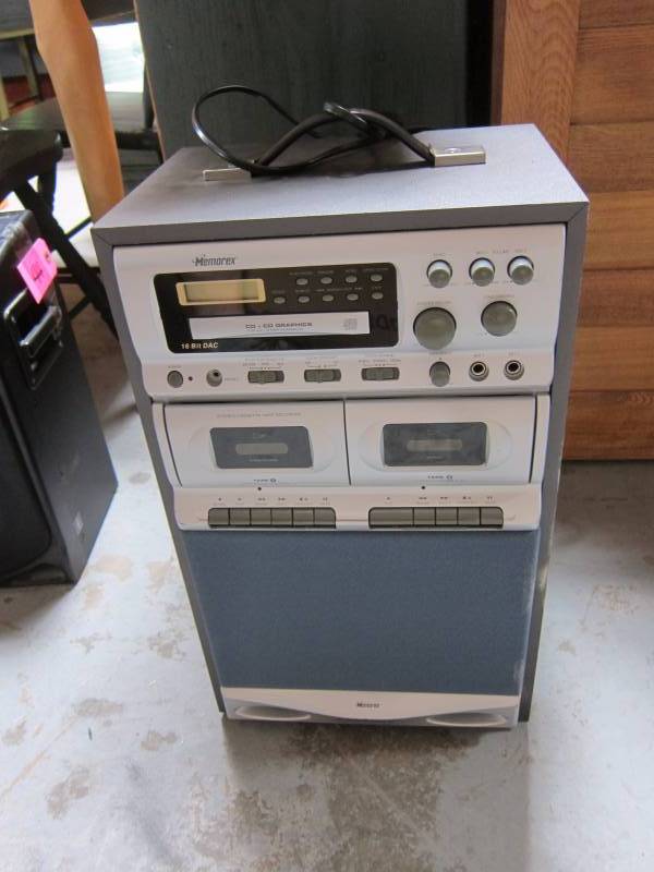 lot 45 image: Memorex Karaoke Machine