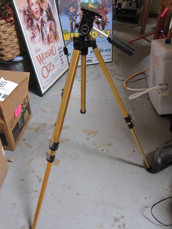 lot 56 image: Tripod
