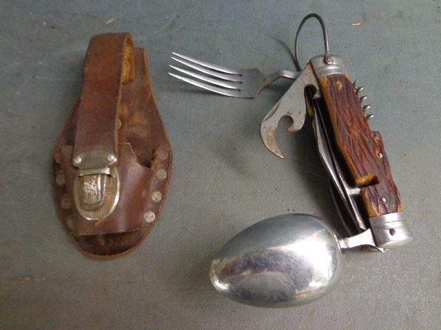 lot 67 image: Multi Use Camping Knife and Leather Sheath