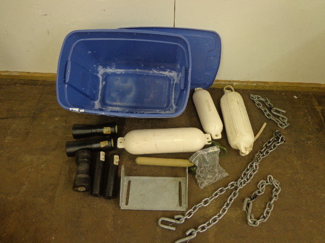 lot 87 image: Boat Parts