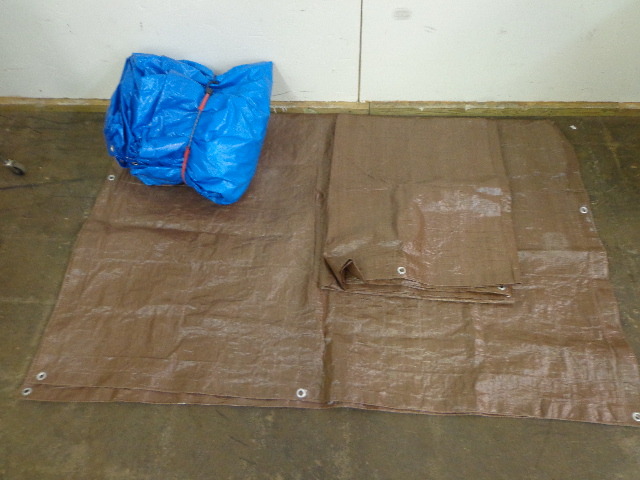lot 113 image: Tarps