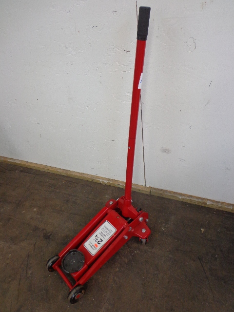 lot 121 image: Auto