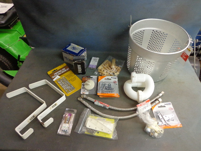 lot 157 image: Plumbing Supplies
