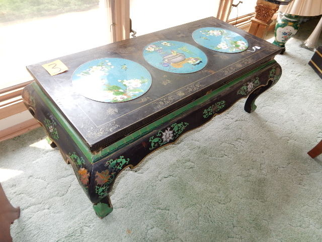 lot 3 image: Oriental Theme, Coffee Table