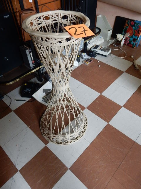 lot 27 image: Interesting plant holder.  Faux Wicker