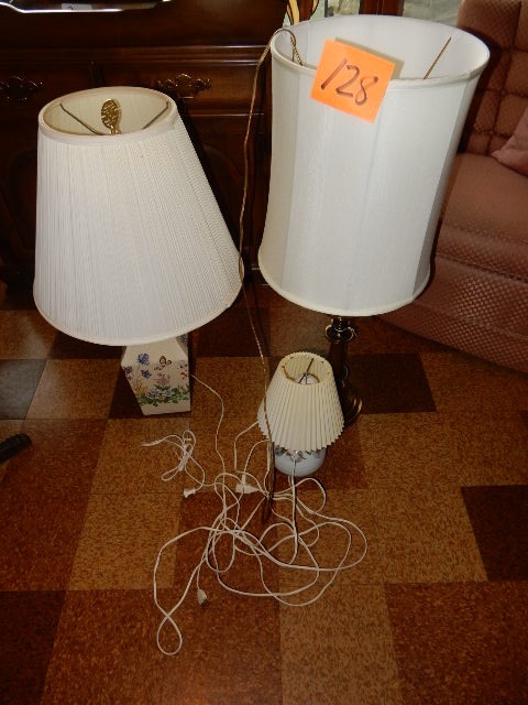 lot 128 image: 3 Table lamps