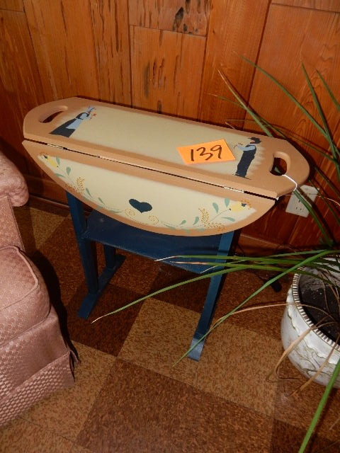 lot 139 image: Folding side table.. Amish style