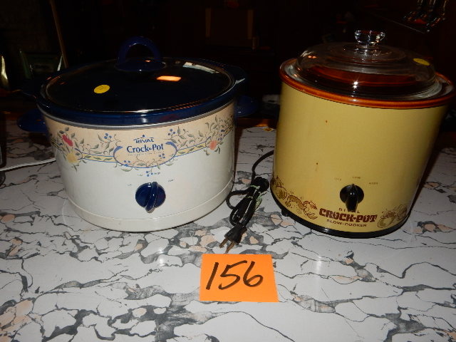 lot 156 image: 2 Crock pots