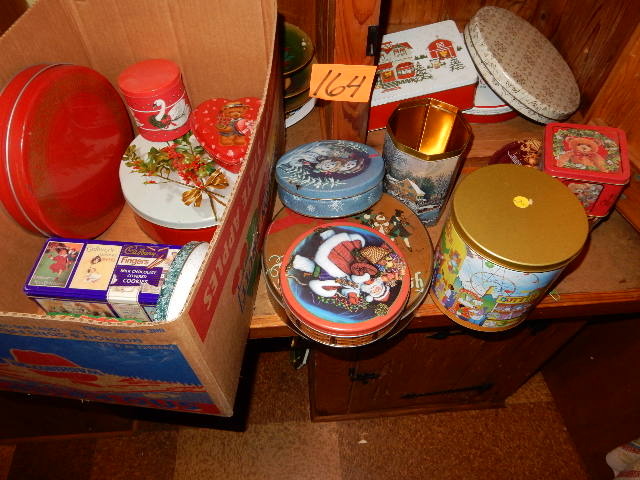lot 164 image: Get ready for Holiday baking.. Misc. Decorative tins