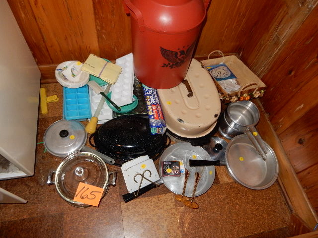 lot 165 image: Misc. kitchen items as pictured