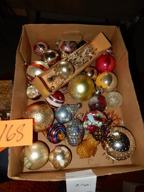 lot 168 image: Lot of Old Fashion Christmas Decorations.. See pictures