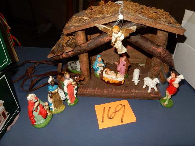lot 169 image: Cresh, Manger Scene with Very old Characters.. Made in Italy