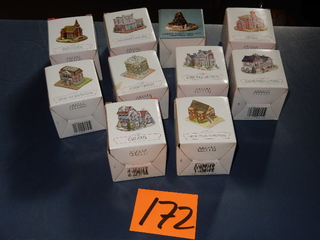 lot 172 image: 10 Liberty Falls Collection Decorations