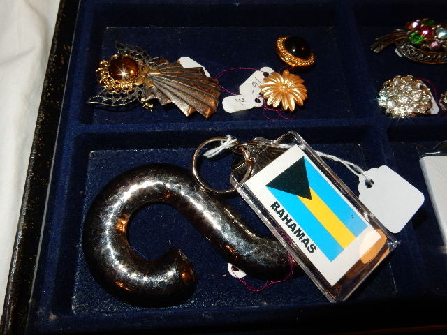 lot 1N image: Misc. Pins and Earrings as pictured