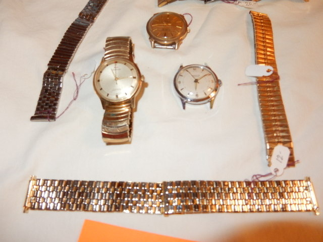 lot 1I image: 3 mens watches and bands