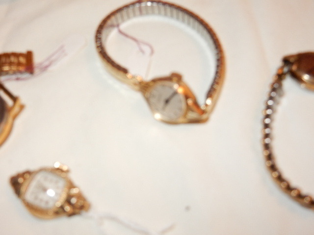 lot 2D image: Misc. watches and parts.. 1 Bulova, 10K watch