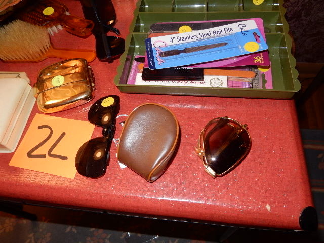 lot 2L image: Misc. Items as pictured. See closeups