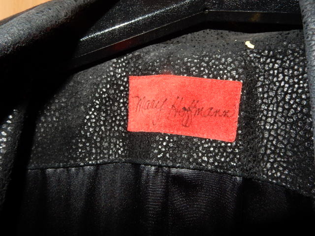 lot 265 image: Mary Hoffman, black leather coat.. Excellent shape.. Looks to be a medium size.