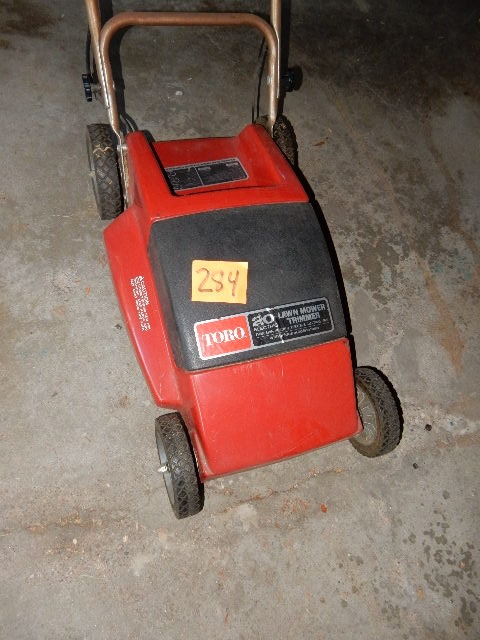 lot 284 image: Toro, Electric lawn mower (corded)