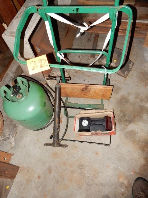 lot 292 image: Air Tank and upright cart used for holding bag.
