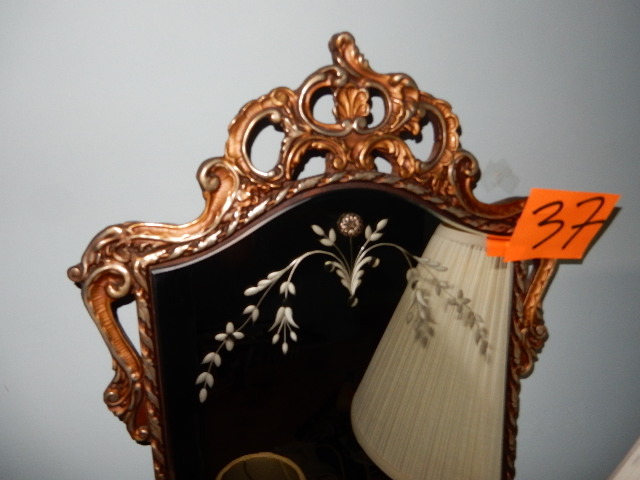 lot 37 image: Mirror with floral etching and bronzebrass crown.. Matching edging.. Very nice.