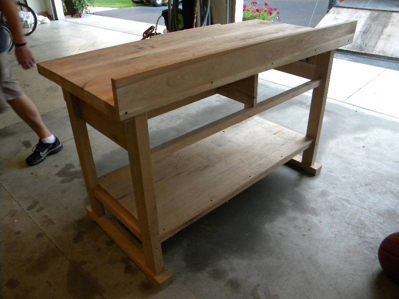 Wood walnut work bench