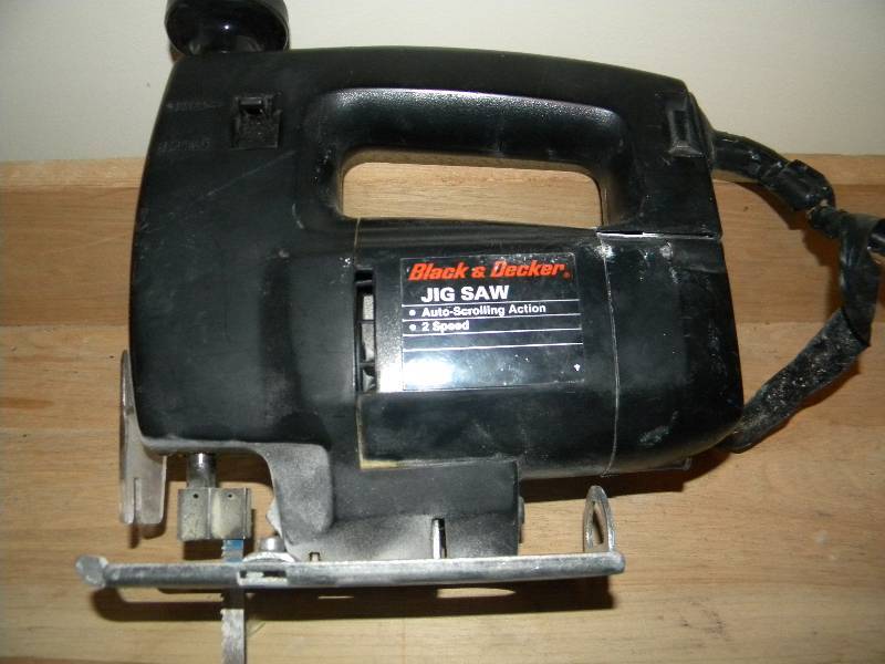 Electric jigsaw