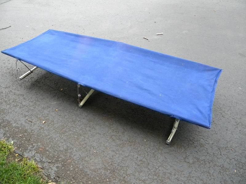 Portable cot