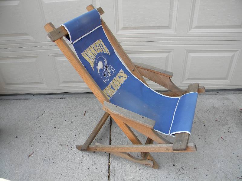 Vikings wood chair