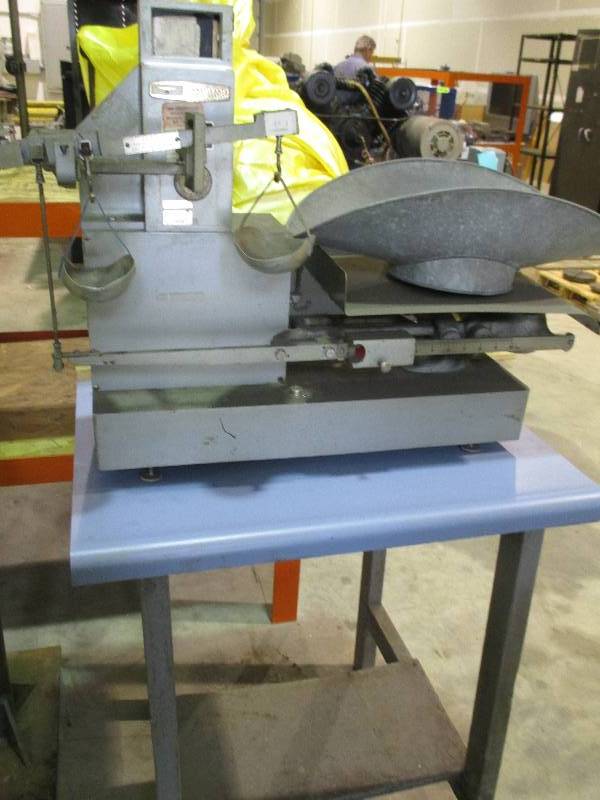lot 24 image: Pennsylvania scale model # D-200-9 ...