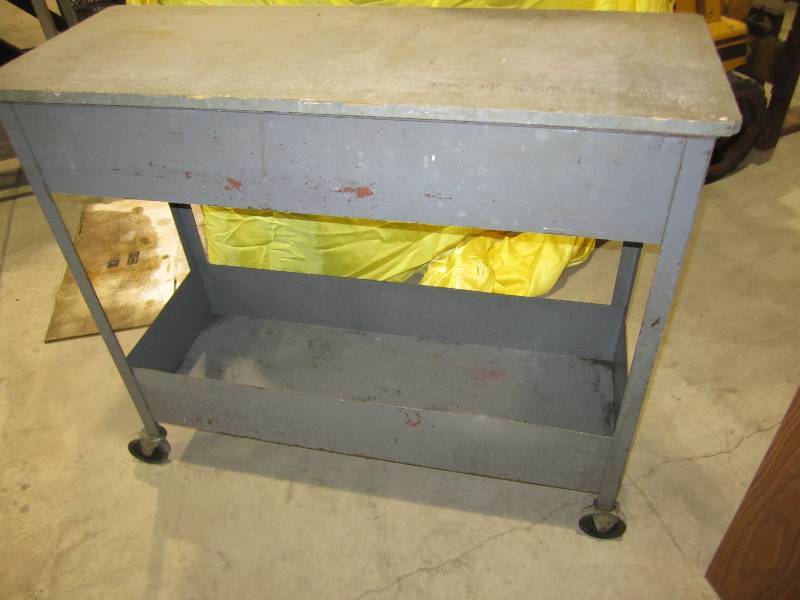 lot 89 image: 16 x 44 roller cart...