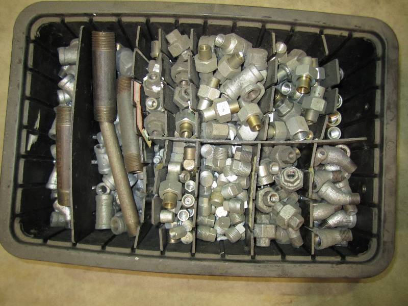 lot 94 image: box of assorted pipe unions, repuce...